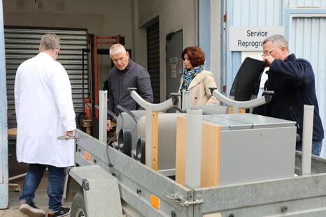 le CHU de Nîmes fait don de matériel au Dispensaire Saint Charles